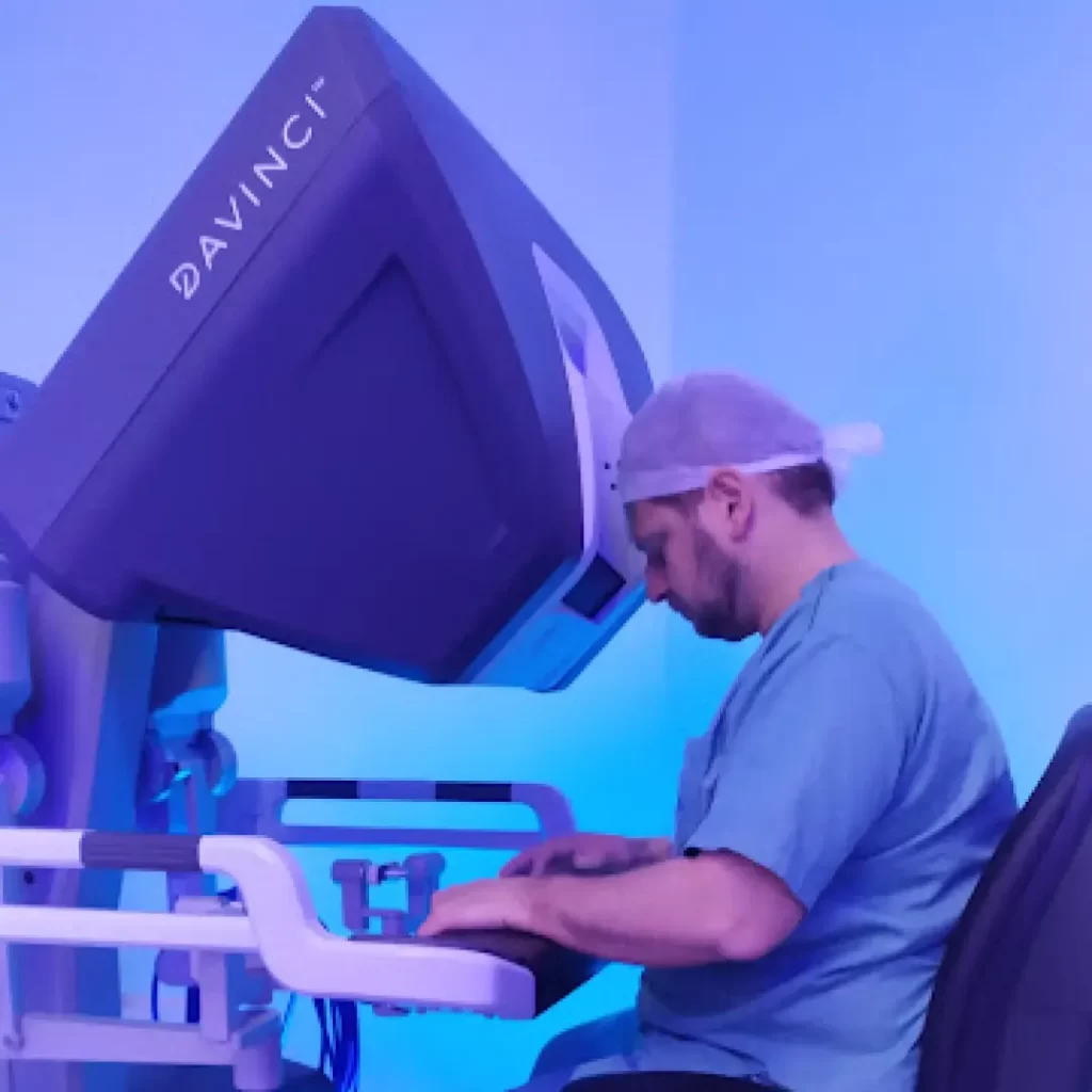 dr-leandro_chiarelli_cirurgia_robotica