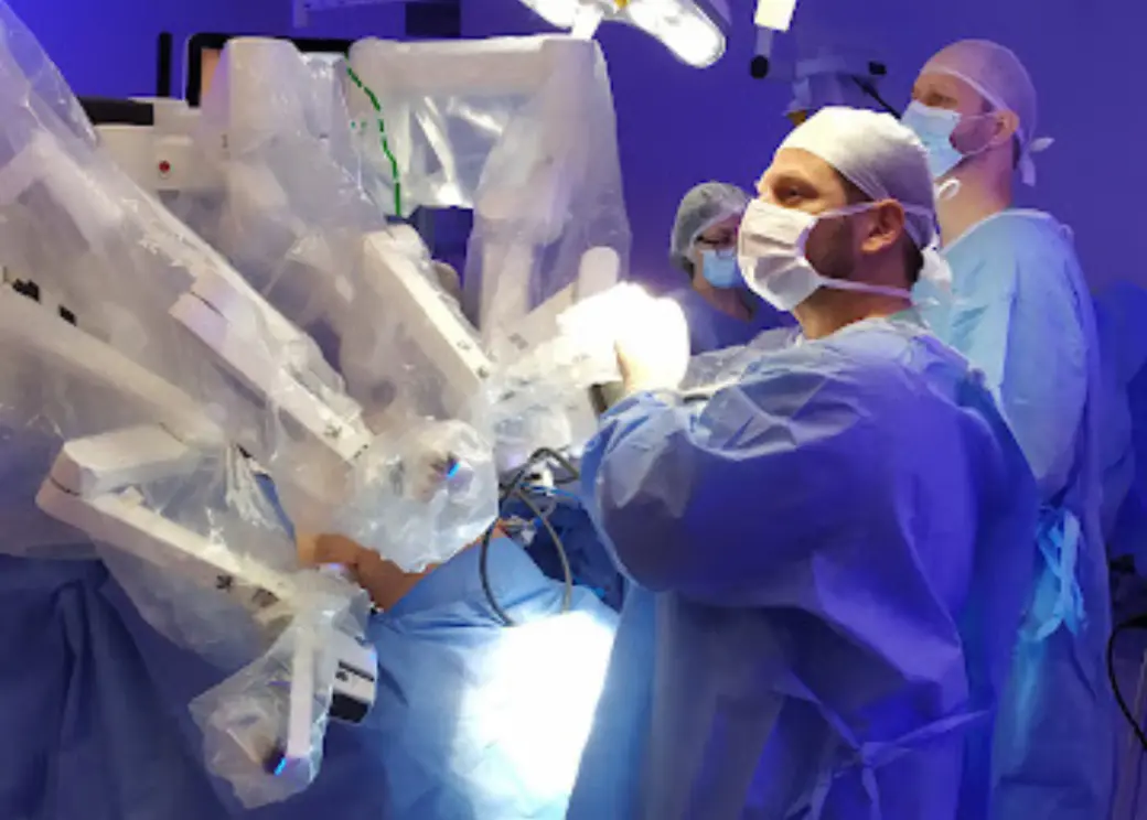 cirurgia_robotica_da_prostata_em_campinas